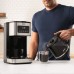 Cafetera programable de 12 tazas con pantalla táctil Oster® BVSTDC4403
